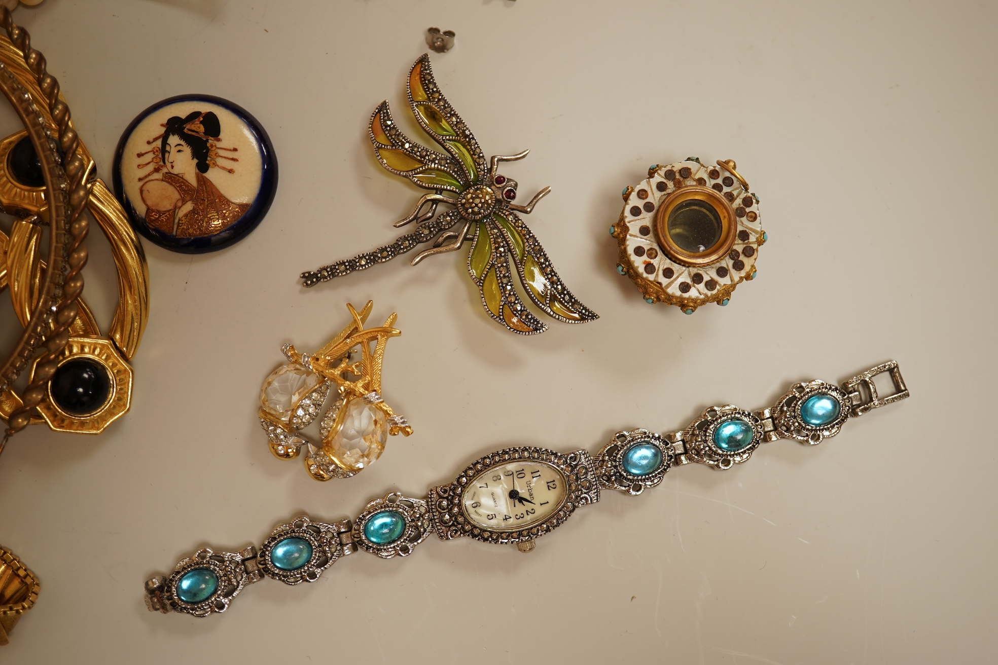 A small collection of assorted costume jewellery and other items including a cut steel shoe buckle, bracelets, chains, pair of silver and enamel oval cufflinks, etc.